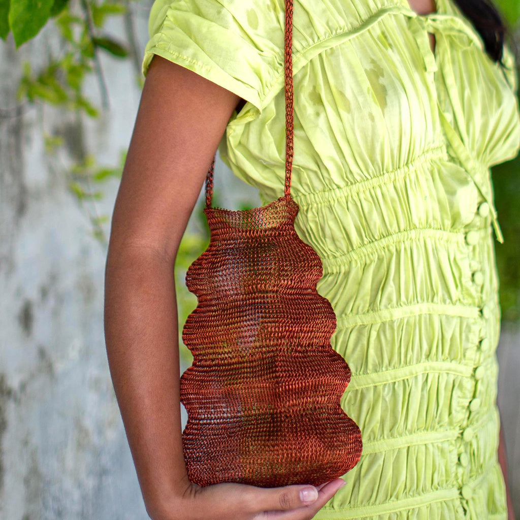 SHELL Handwoven Wire Bag In Copper