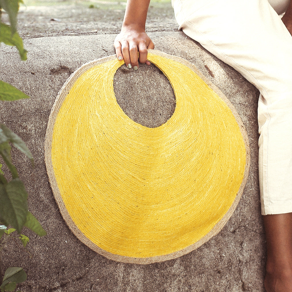 Solo Round Jute Straw Tote Beach Bag in Yellow