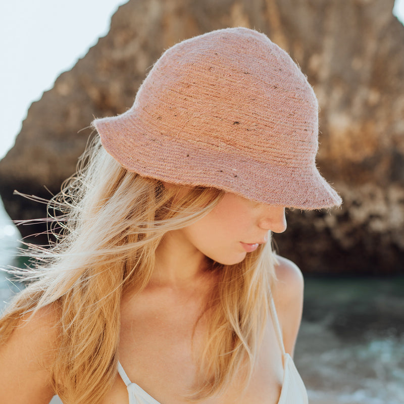 Nala Jute Straw Hat in Blush Pink. Ready for picnics in the great outdoors such as your own backyard or in a remote desert where social-distancing is no longer an issue? Grab your NALA hat and your binoculars to embark on a small adventure you’ve been longing for after months of quarantine. 