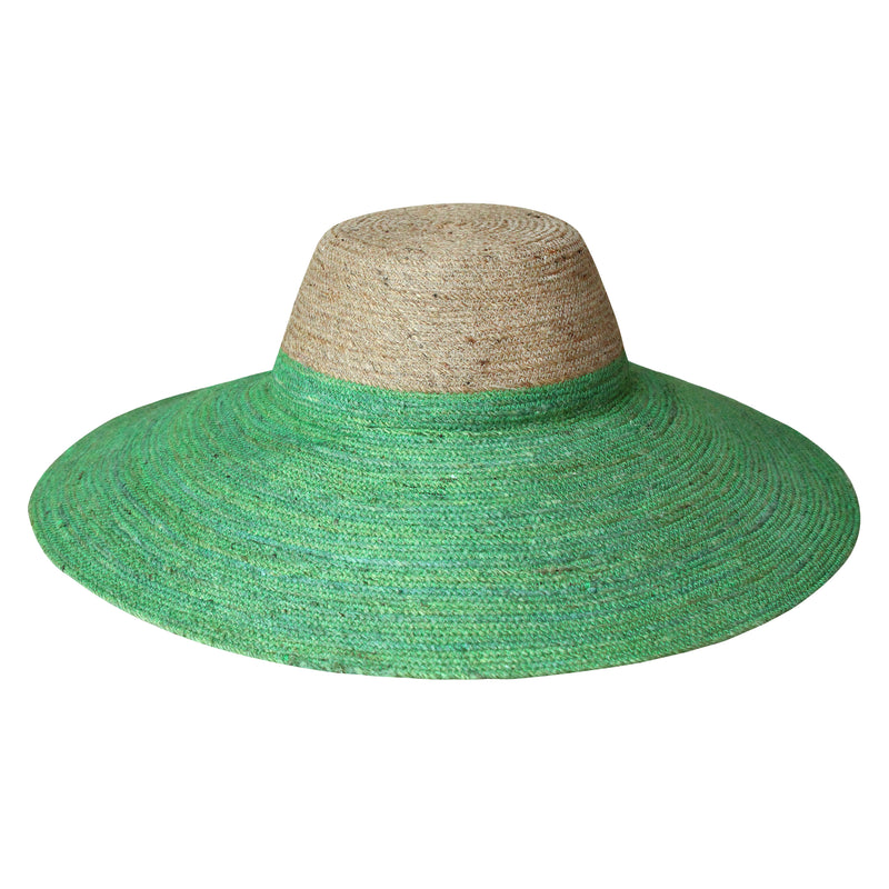 Duo color tone handwoven beach straw hat in natural and Kelly green brim color, handmade from natural jute straw by local artisan in Bali. Handmade vacation wide-brim hat with domed down brim for maximum sun protection. Sustainably made by female artisan community in Indonesia for resort vacation season.